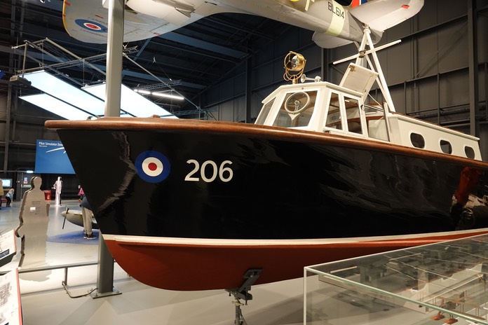 British Power Boat     Seaplane Tender 206   3  